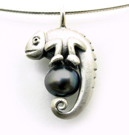 pendant 03.002 chameleon